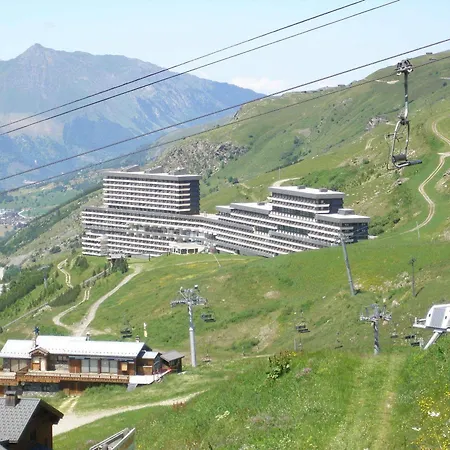 Style Chalet, Pied Des Pistes, Les Menuires, 2 Pers., 3 Flocons 